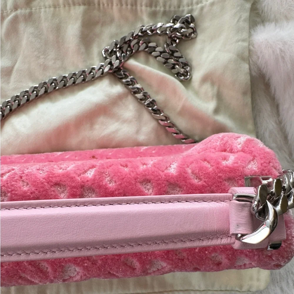 Burberry Pink Crossbody Bag with Monogram Design - Picture 5 of 15